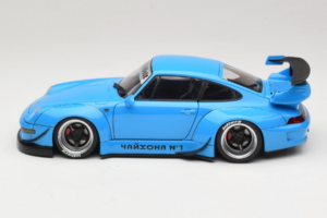 Porsche 911 993 RWB Himmelsblå Gun Grey Wheels AUTOart 1:18 78152 Komposit — bild 4 av 8