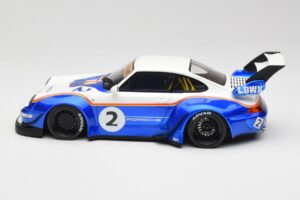 Porsche 911 993 RWB X Liberty Walk Vit Med Blå GT Spirit 1:18 GT530 Resin — bild 3 av 8