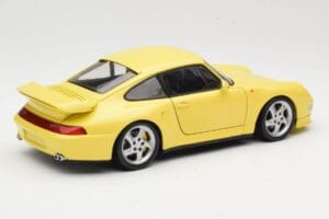 Porsche 911 993 Turbo S Gul UT Models 1:18 27836 Metall — bild 3 av 8