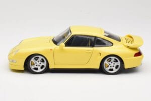 Porsche 911 993 Turbo S Gul UT Models 1:18 27836 Metall — bild 4 av 8