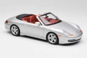 Porsche 911 996 Cabriolet Silver Gate 1:18 1052 Metall — bild 6 av 8