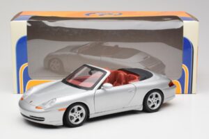 Porsche 911 996 Cabriolet Silver Gate 1:18 1052 Metall — bild 8 av 8