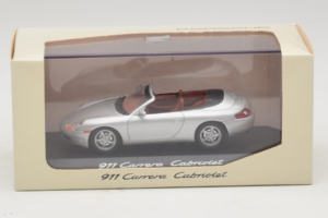 Porsche 911 996 Cabriolet Silver Minichamps 1:43 WAP02004097 Metall — bild 4 av 4