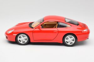 Porsche 911 996 Carrera 4 Röd Bburago 1:18 30085 Metall — bild 4 av 8