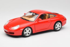 Porsche 911 996 Carrera 4 Röd Bburago 1:18 30085 Metall