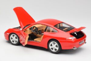 Porsche 911 996 Carrera 4 Röd Bburago 1:18 30085 Metall — bild 5 av 8