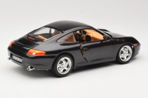 Porsche 911 996 Carrera Svart Bburago 1:18 3385-M2 Metall — bild 3 av 8