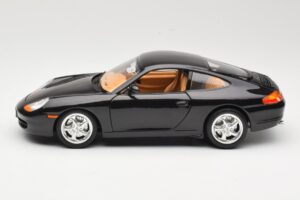 Porsche 911 996 Carrera Svart Bburago 1:18 3385-M2 Metall — bild 4 av 8