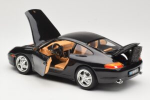 Porsche 911 996 Carrera Svart Bburago 1:18 3385-M2 Metall — bild 5 av 8