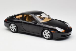 Porsche 911 996 Carrera Svart Gate 1:18 1043 Metall — bild 6 av 8