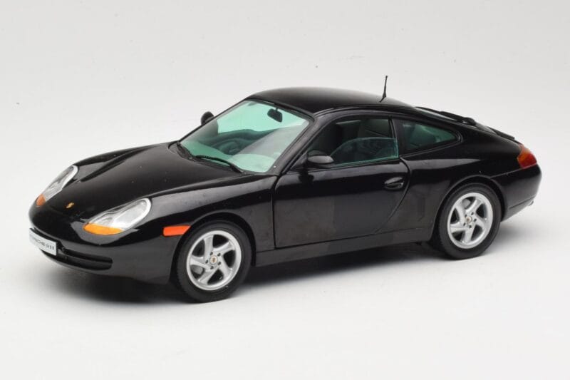 Porsche 911 996 Carrera Svart Sun Star 1:18 1202 Metall
