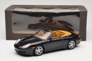 Porsche 911 996 Carrera Cabriolet Svart UT Models 1:18 WAP02100997 Metall — bild 8 av 8