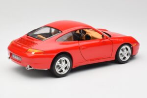 Porsche 911 996 Carrera Röd Bburago 1:18 3385 Metall — bild 3 av 8