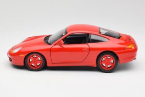 Porsche 911 996 Carrera Röd Begränsad Upplaga Bburago 1:18 3385-M1 Metall — bild 4 av 8