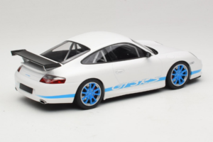 Porsche 911 996 GT3 RS Vit Blå Ränder Minichamps 1:18 155062021 Metall — bild 2 av 6