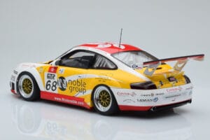 Porsche 911 996 GT3 RSR #68 M. Marsh FIA GT Zhuhai 2005 AUTOart 1:18 80582 Metall — bild 7 av 8