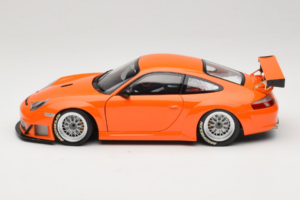 Porsche 911 996 GT3 RSR Orange ALMS 2004 Minichamps 1:18 100046402 Metall — bild 4 av 8