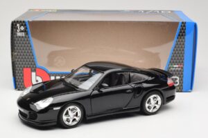 Porsche 911 996 Turbo Svart Bburago 1:18 18-12030 Metall — bild 8 av 8