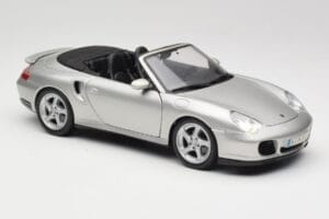 Porsche 911 996 Turbo Cabriolet Silver Maisto 1:18 31660 Metall — bild 6 av 8