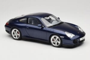 Porsche 911 996.2 Carrera 4S Mörkblå GT Spirit 1:18 GT938 Resin — bild 4 av 6