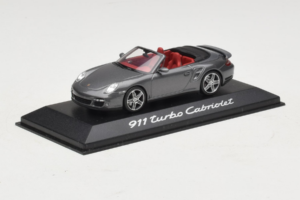 Porsche 911 997 Turbo Cabriolet Grey Metallic Minichamps 1:43 WAP02015216 Metall — bild 2 av 5