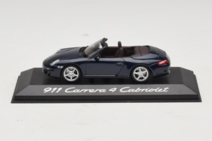 Porsche 911 997 Carrera 4 Cabriolet Mörkblå Minichamps 1:43 WAP02015216-R1 Metall