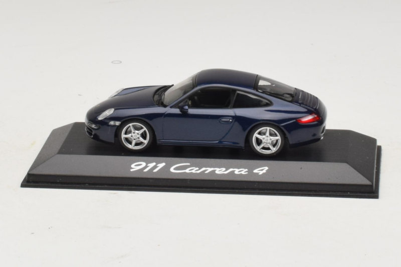 Porsche 911 997 Carrera 4 Dark Blue Metallic Minichamps 1:43 WAP02010016 Metall
