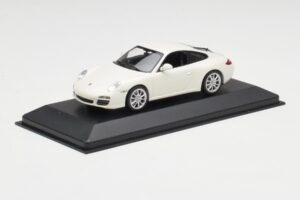 Porsche 911 997 Carrera 4S Carrara Vit Minichamps 1:43 403066431 Metall — bild 2 av 4