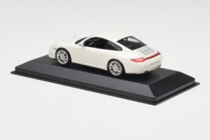 Porsche 911 997 Carrera 4S Carrara Vit Minichamps 1:43 403066431 Metall — bild 3 av 4