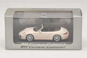 Porsche 911 997 Carrera Cabriolet Vit Minichamps 1:43 WAP02001118 Metall — bild 4 av 5