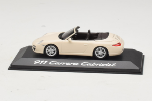 Porsche 911 997 Carrera Cabriolet Vit Minichamps 1:43 WAP02001118 Metall — bild 5 av 5