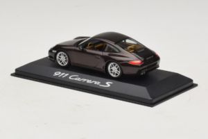 Porsche 911 997 Carrera S Brown Metallic Minichamps 1:43 WAP02001318 Metall — bild 3 av 4