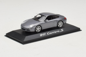 Porsche 911 997 Carrera S Grey Metallic Minichamps 1:43 WAP02011615-P1 Metall — bild 2 av 4