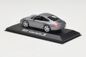 Porsche 911 997 Carrera S Grå Metallic Minichamps 1:43 WAP02010116-R1 Metall — bild 3 av 4