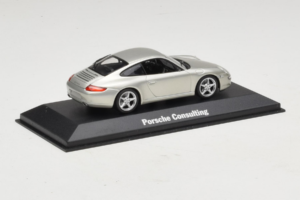 Porsche 911 997 Carrera Silver Metallic Minichamps 1:43 WAP02011515 Metall — bild 3 av 5