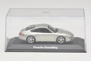 Porsche 911 997 Carrera Silver Metallic Minichamps 1:43 WAP02011515 Metall — bild 4 av 5