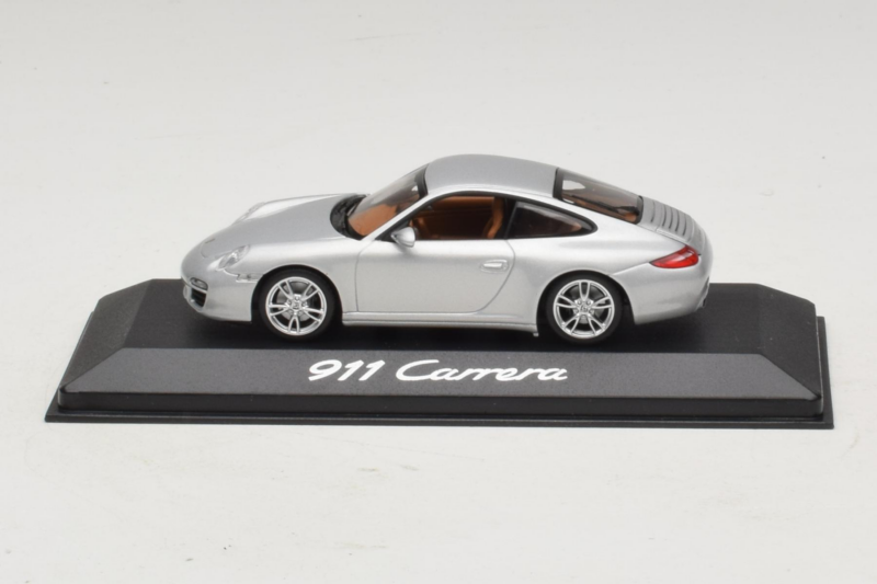 Porsche 911 997 Carrera Silver Metallic Minichamps 1:43 WAP02001218 Metall