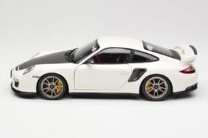 Porsche 911 997 GT2 RS Vit Minichamps 1:18 100069400 Metall — bild 4 av 8