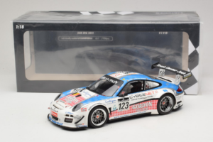 Porsche 911 997 GT3 R #123 Muhlner Motorsport E. Fumal / E. Thiry 24 Hours of Spa 2011 Minichamps 1:18 151118923 Metall — bild 6 av 6