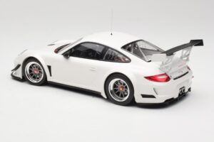 Porsche 911 997 GT3 R Street Vit Minichamps 1:18 151108900 Metall — bild 5 av 6