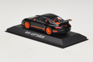 Porsche 911 997 GT3 RS Svart Orange Minichamps 1:43 WAP02012817 Metall — bild 3 av 4