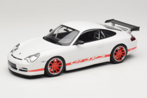 Porsche 911 996 GT3 RS Vit Röd Rand Minichamps 1:18 155062020 Metall
