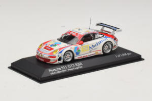 Porsche 911 997 GT3 RSR #76 R. Narac / P. Long / P. Pilet 24 Hours of Le Mans 2009 Minichamps 1:43 400096976 Metall — bild 2 av 3