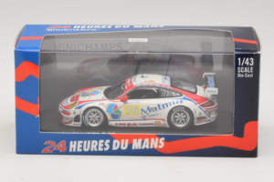 Porsche 911 997 GT3 RSR #76 R. Narac / P. Long / P. Pilet 24 Hours of Le Mans 2009 Minichamps 1:43 400096976 Metall — bild 3 av 3