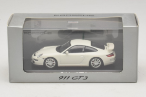 Porsche 911 997 GT3 Vit Minichamps 1:43 WAP02012016 Metall — bild 5 av 5