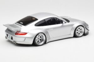Porsche 911 997 RWB Abu Dhabi IXO 1:18 18CMC166 Metall — bild 2 av 6