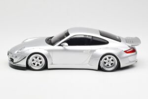 Porsche 911 997 RWB Abu Dhabi IXO 1:18 18CMC166 Metall — bild 3 av 6