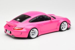 Porsche 911 997 RWB Rosa IXO 1:18 18CMC167 Metall — bild 2 av 5