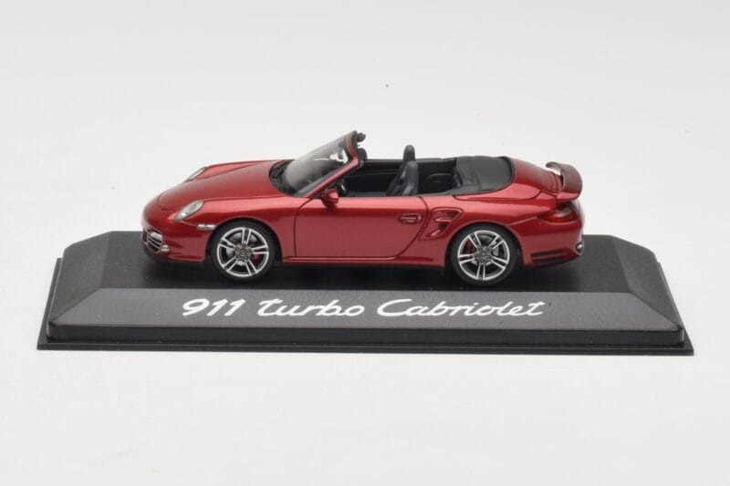 Porsche 911 997 Turbo Cabriolet Röd Minichamps 1:43 WAP0200130A Metall