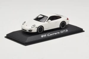 Porsche 911 997.2 Carrera GTS Vit Minichamps 1:43 WAP0200200B Metall — bild 2 av 4